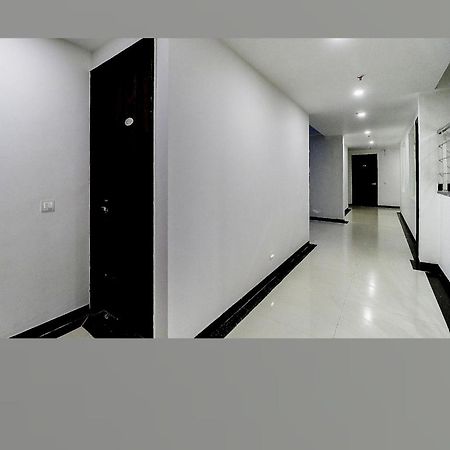 Hotel Almond Zirakpur ภายนอก รูปภาพ