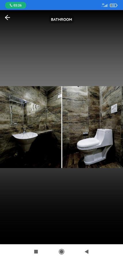 Hotel Almond Zirakpur ภายนอก รูปภาพ